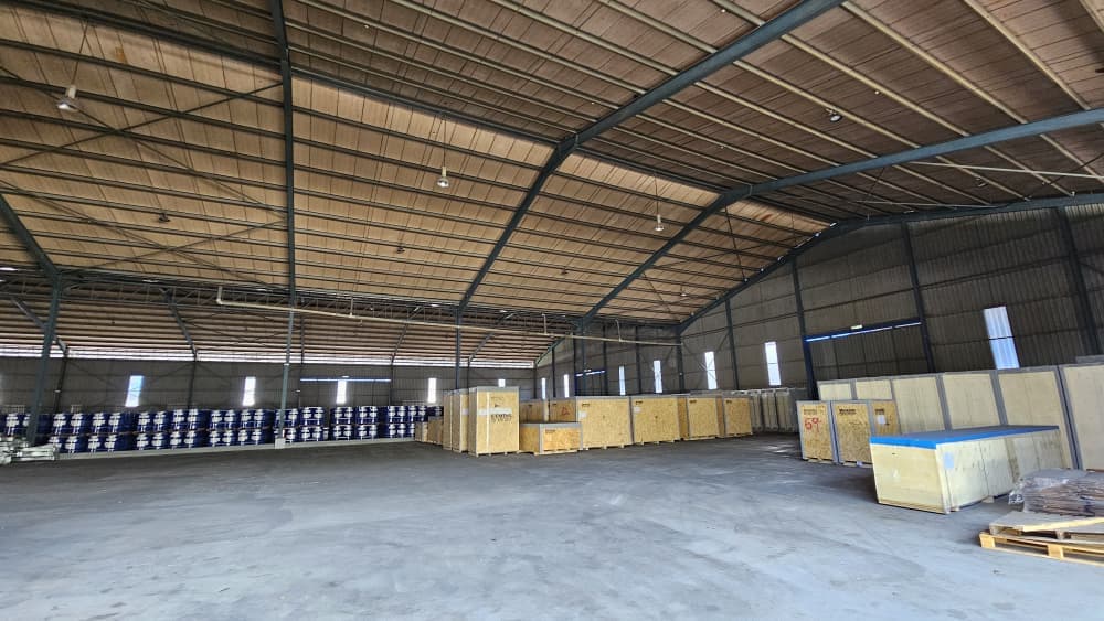 Neotera warehouse operations