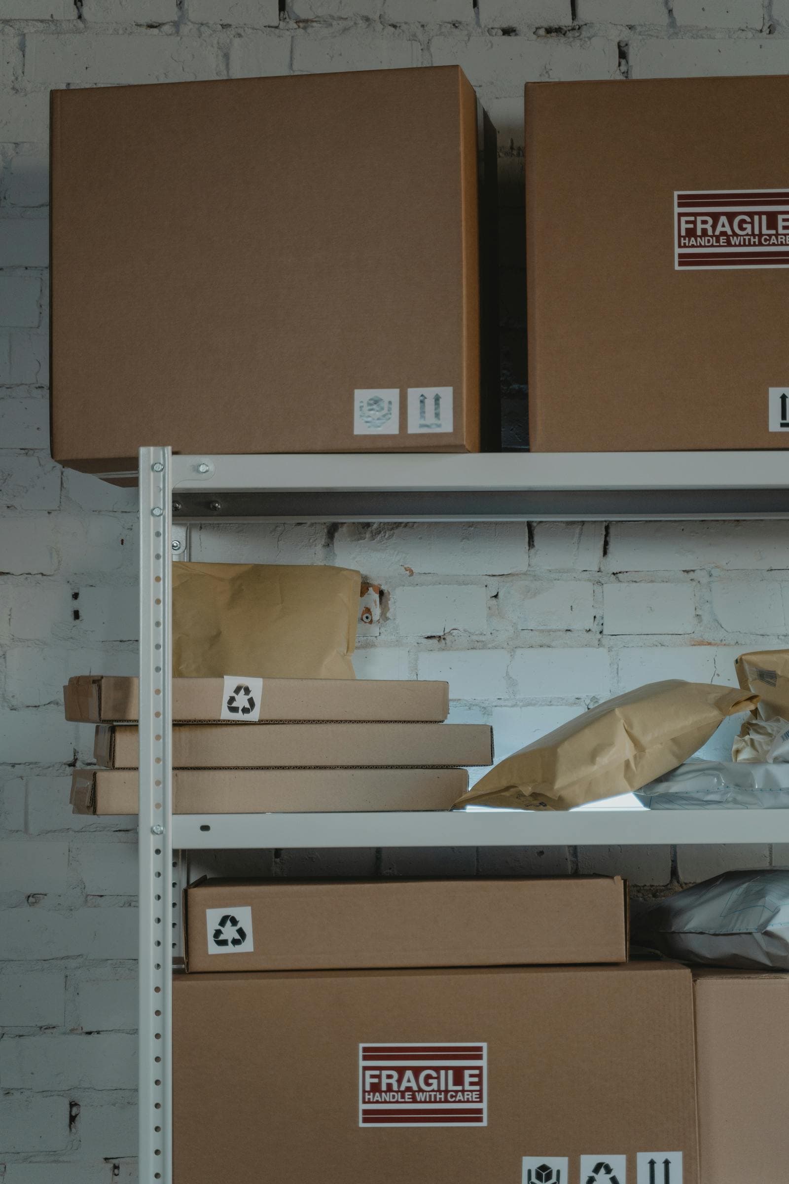 E-Commerce & Retail